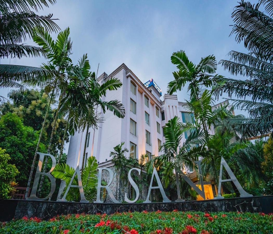 Barsana Hotel & Resort Siliguri Eksteriør billede