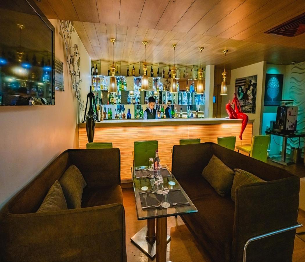Barsana Hotel & Resort Siliguri Eksteriør billede